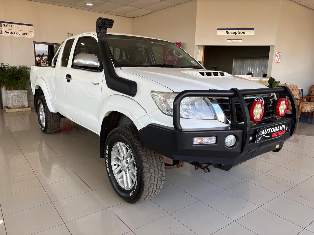 Toyota Hilux 3.0D-4D Xtra Cab Raider Autobahn Auto