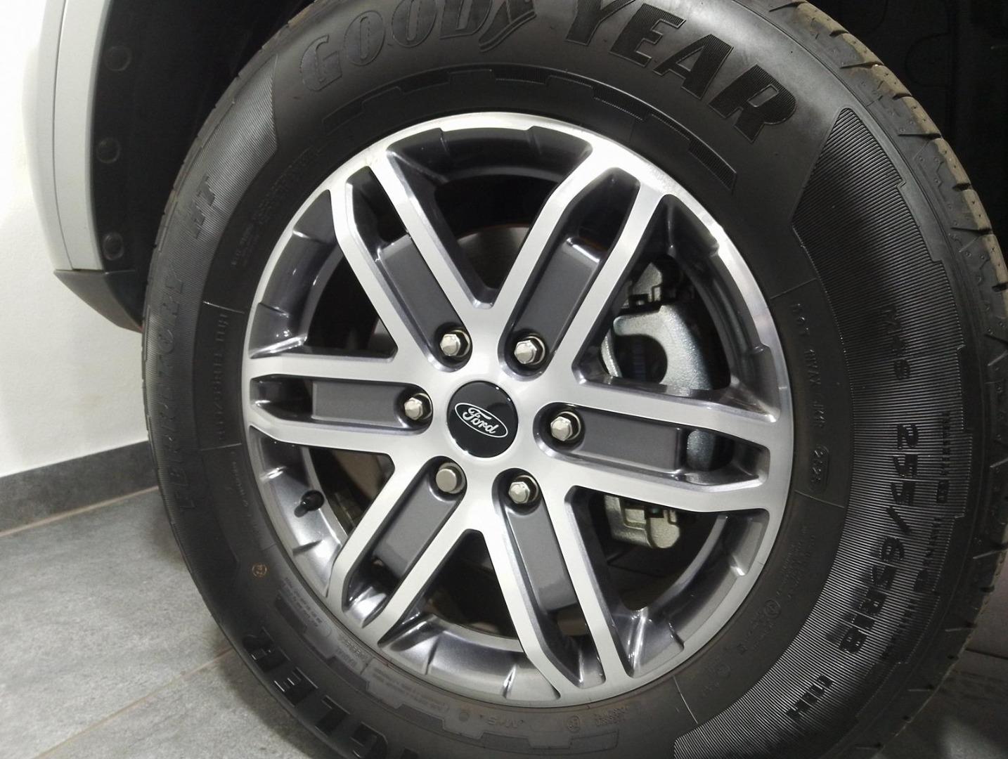 Ford Everest 2.0 Biturbo XLT Casseys Benoni Ford