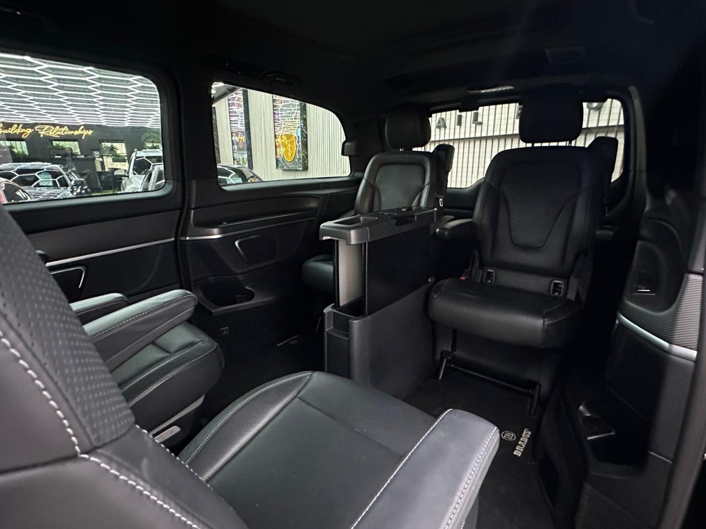 Mercedes-Benz V-Class V300d Exclusive AMG Line Auto Africa
