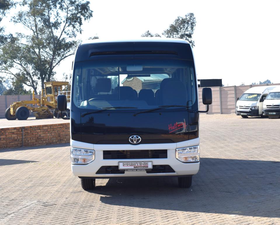 Toyota Coaster 2.8D GL A/T Pristine Motors