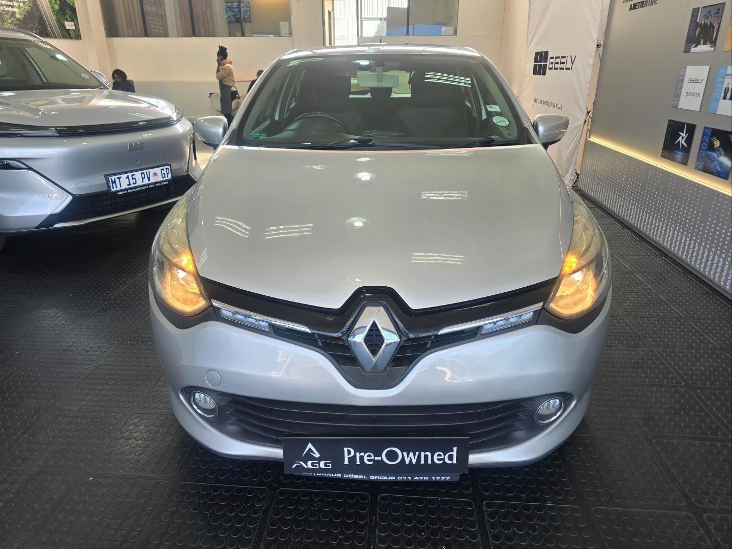 2015 Renault Clio