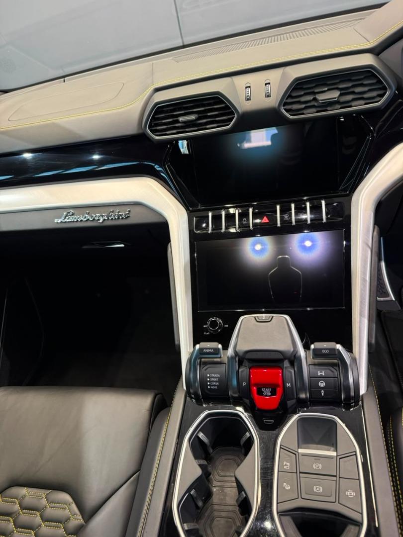 Lamborghini Urus Urus La Collezione