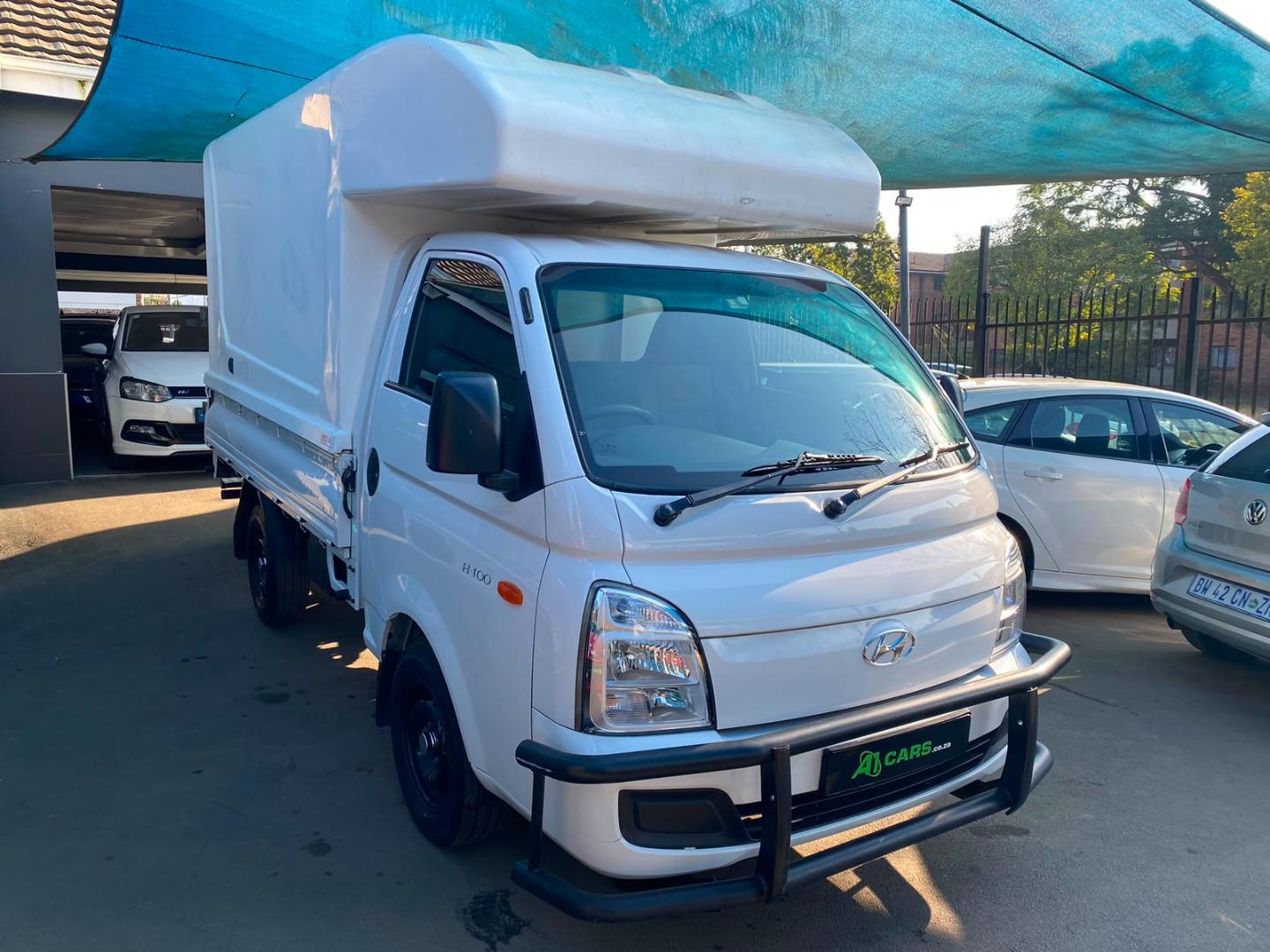 Hyundai H-100 Bakkie 2.6D Deck A1 Cars