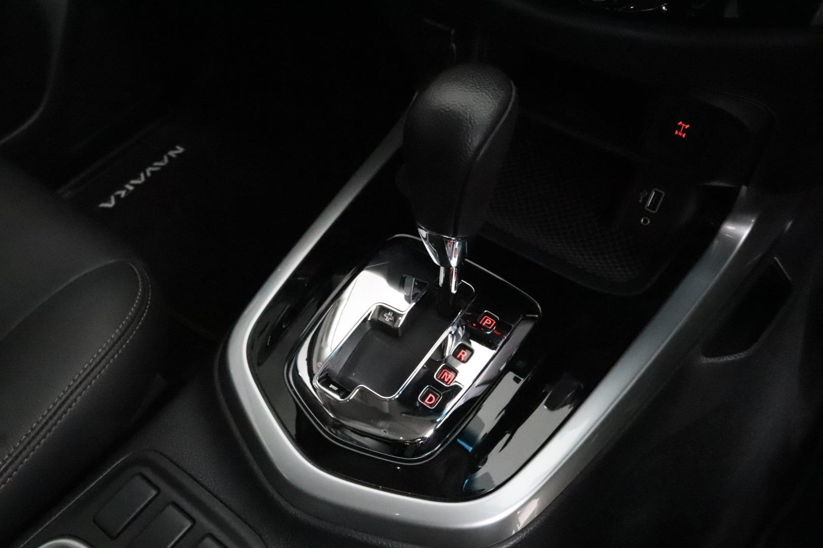 Nissan Navara 2.5DDTi Double Cab LE Autohaus Beyers A Division Of MMU Group