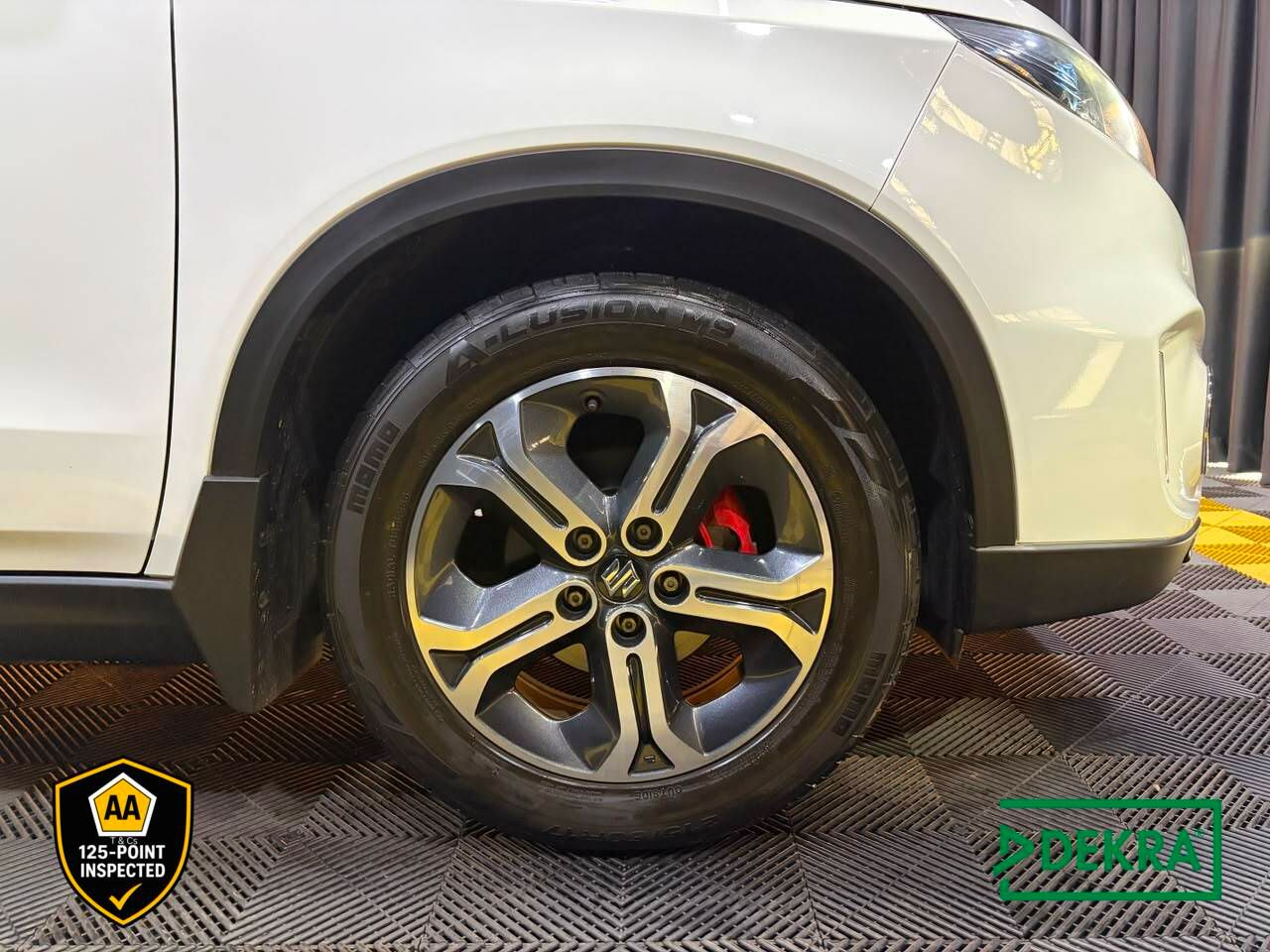 Suzuki Vitara 1.6 GLX Auto Koos and Mike Cars