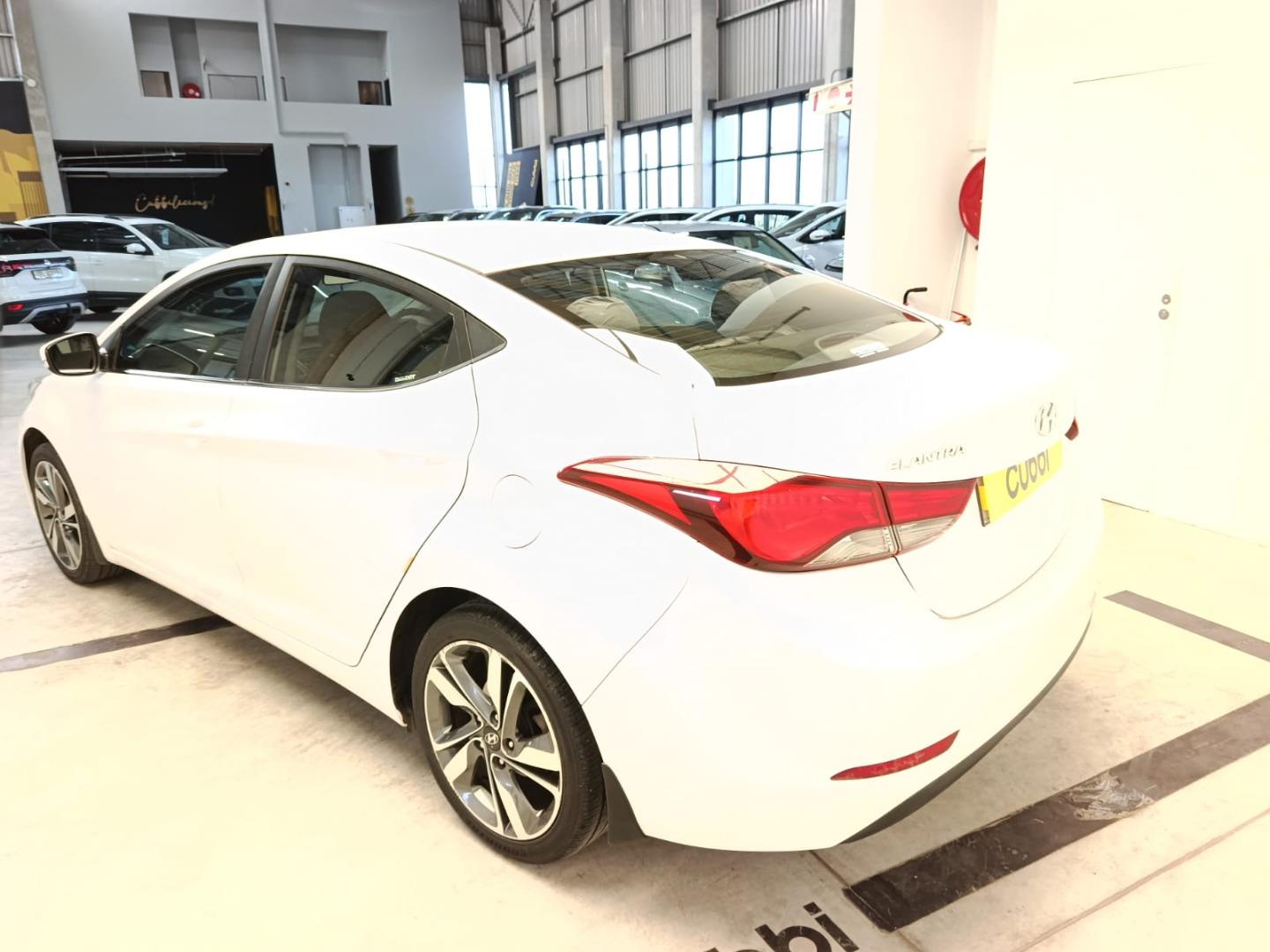 Hyundai Elantra 1.6 Premium Cubbi George