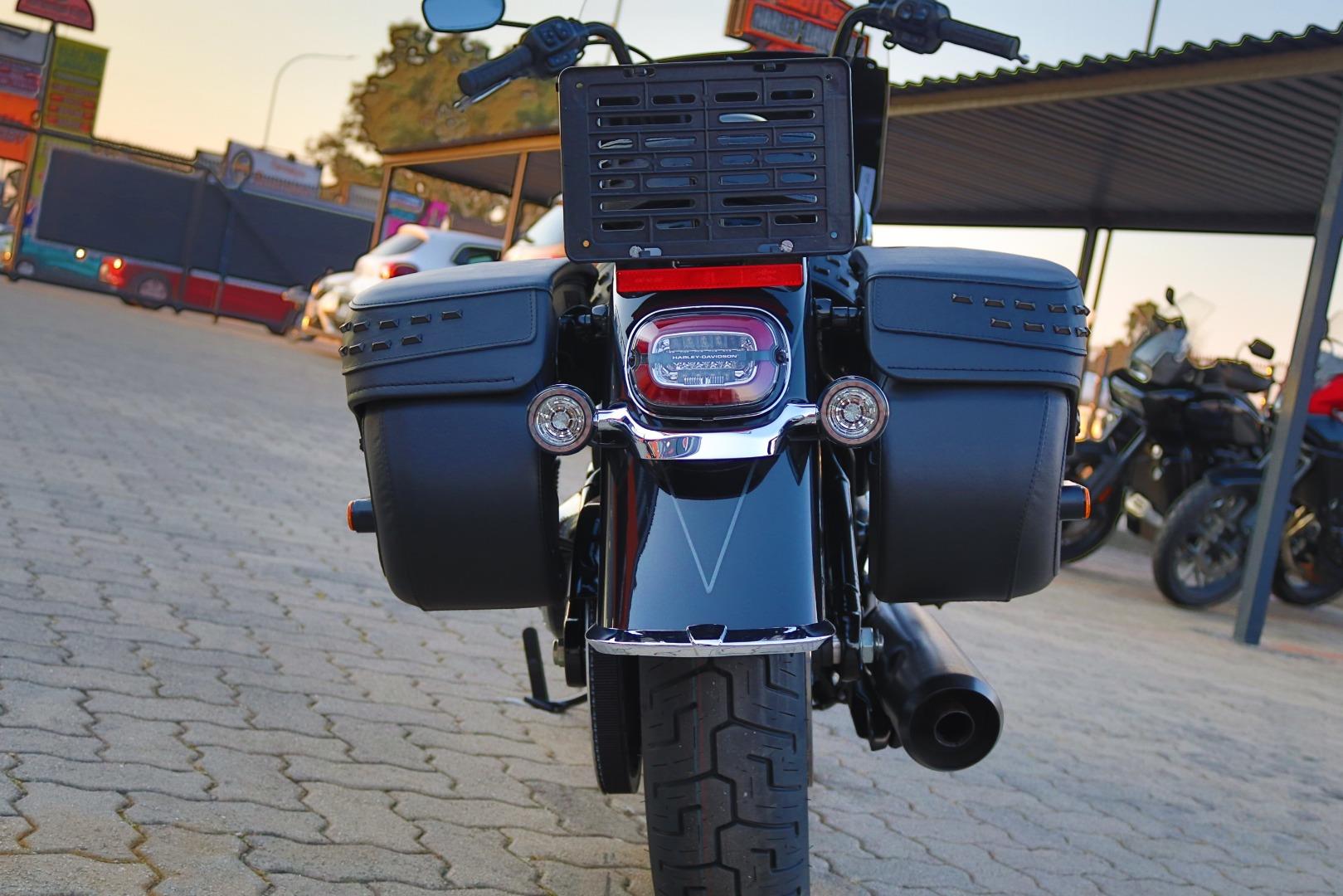 Harley-Davidson Heritage Classic Harley Davidson Gold Rand