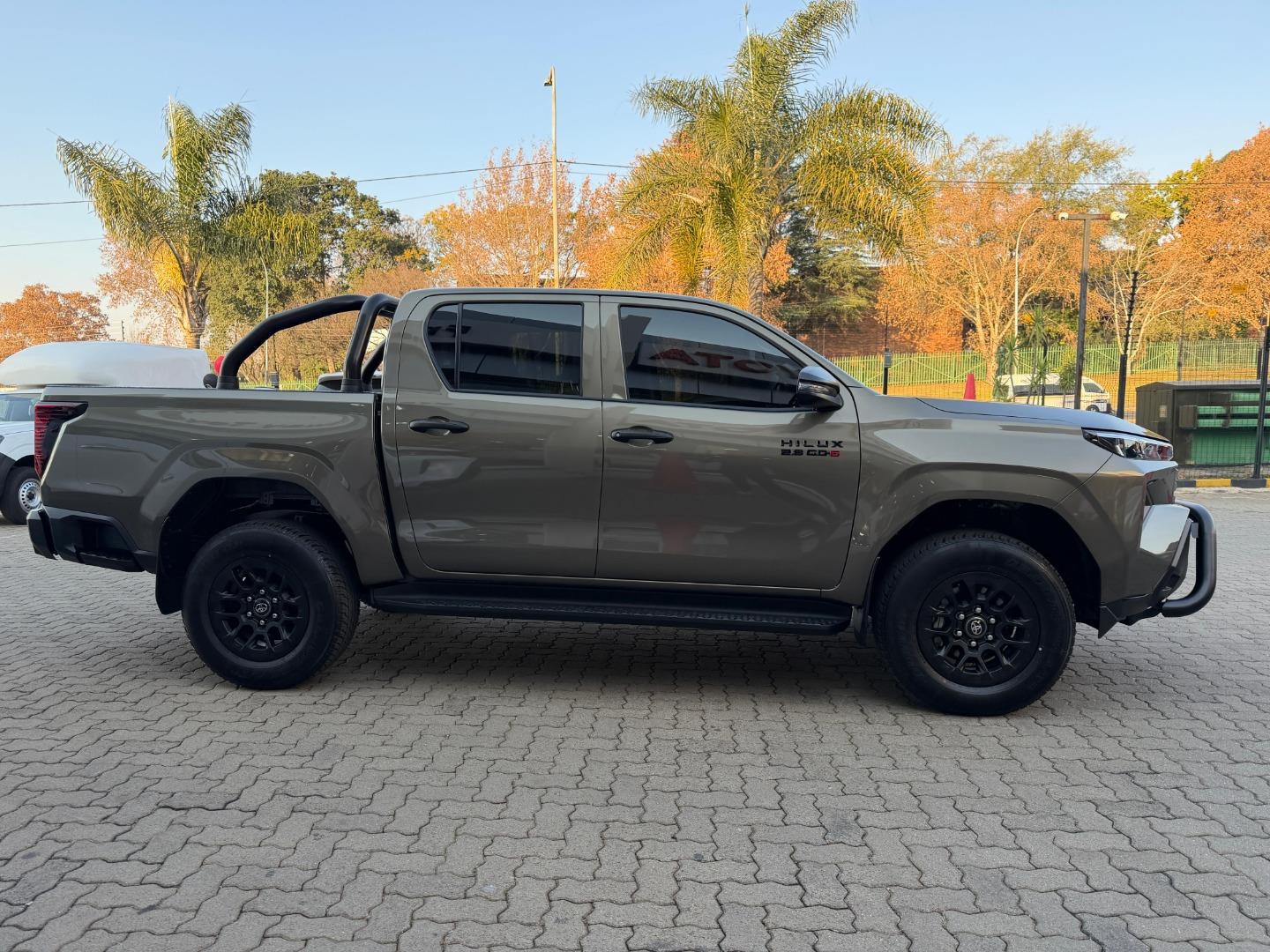 Toyota Hilux 2.8GD-6 Double Cab SRX 4x4 Freeway Toyota New