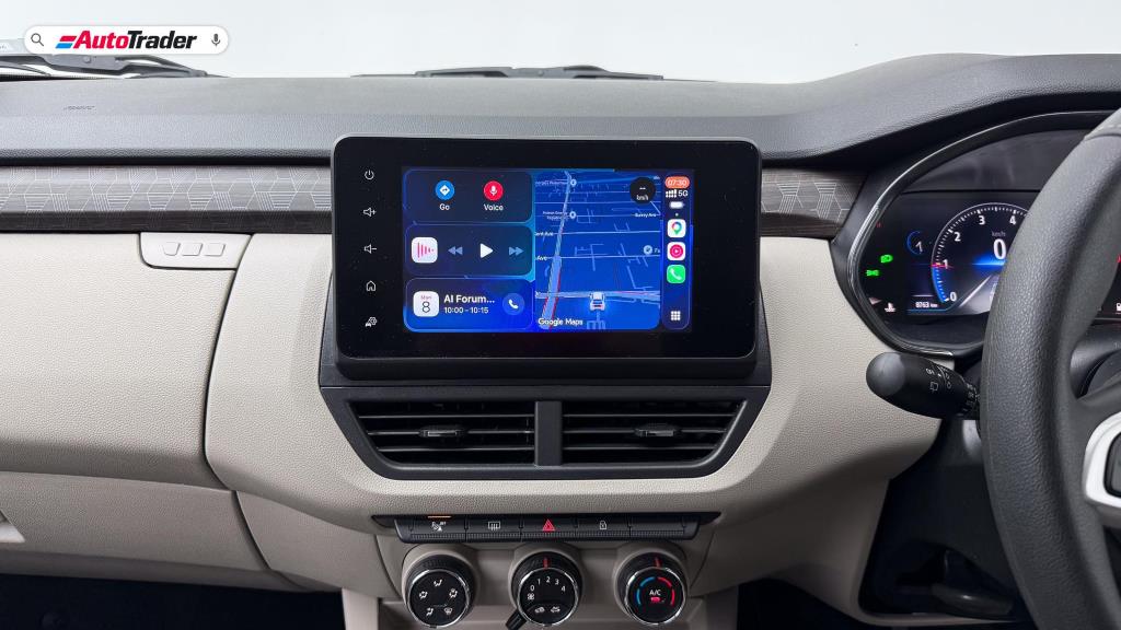 Renault Triber 1.0 3-cylinder petrol manual Iconic seven 7 seater space infotainment
