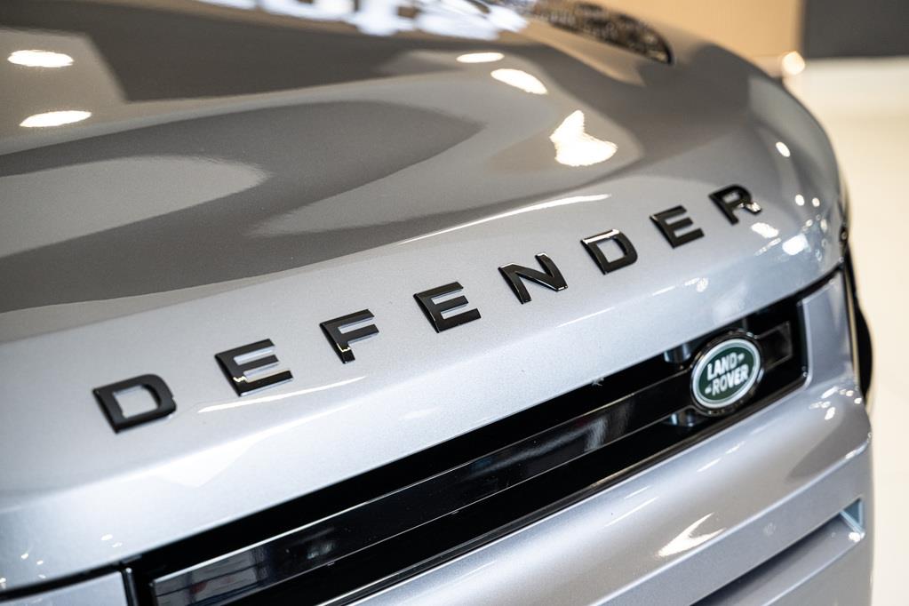 Land Rover Defender 110 D300 X-Dynamic HSE Auto Investments North Coast