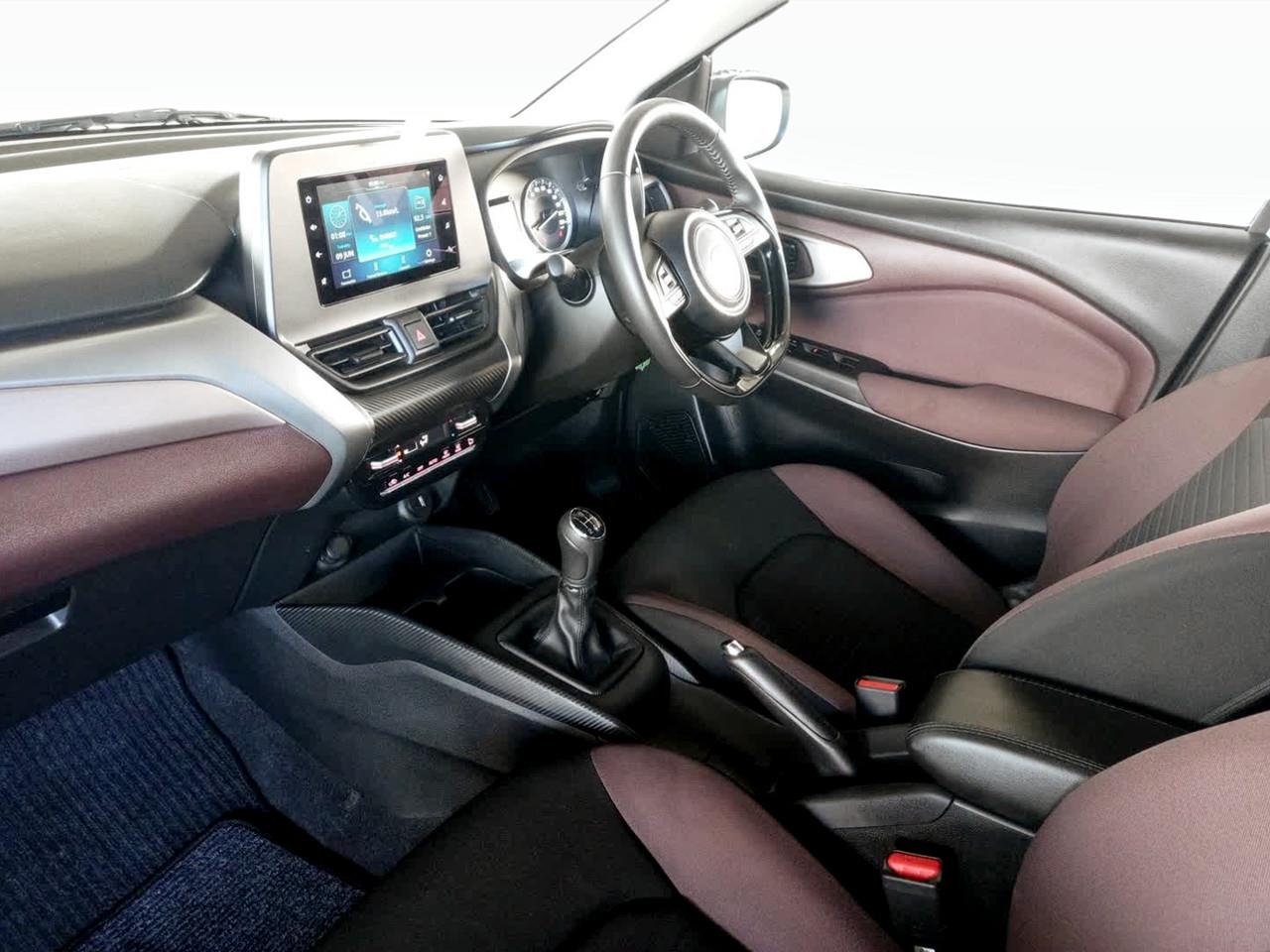 Toyota Starlet Cross 1.5 XS Manual CFAO Mobility Toyota Uitenhage