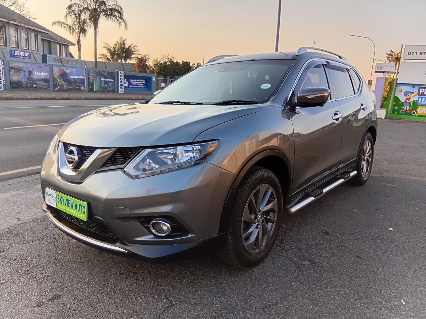 Nissan X-Trail 2.5 4x4 SE Auto Skyview Autos