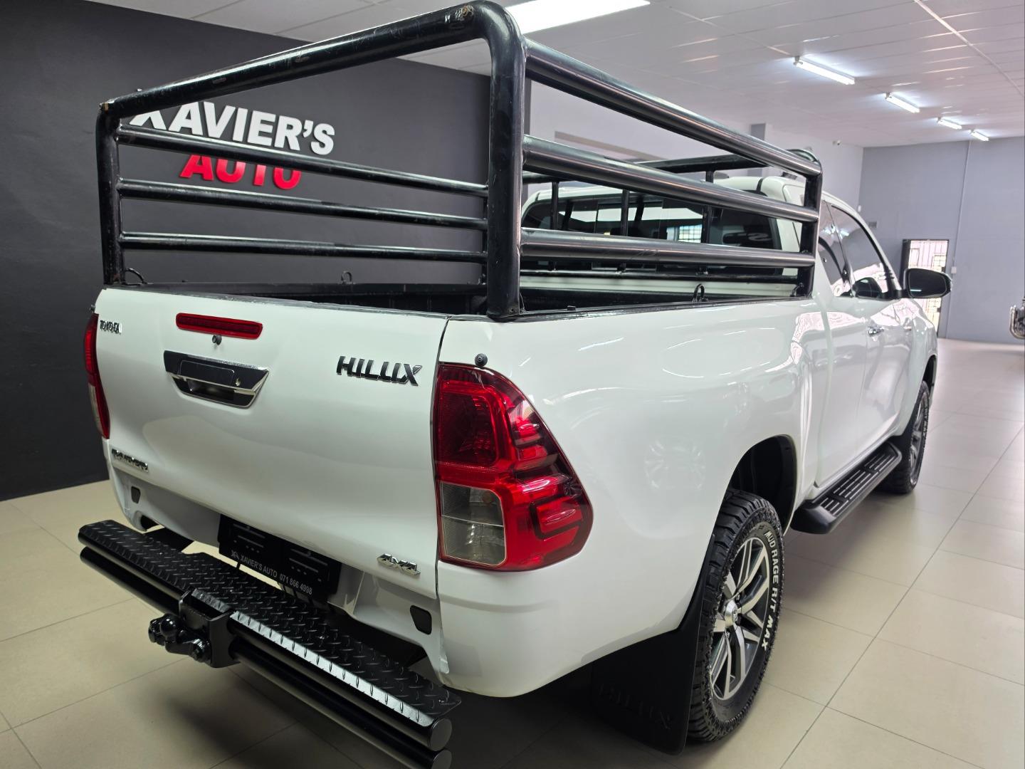 Toyota Hilux 2.8GD-6 Xtra cab 4x4 Raider Xaviers Auto