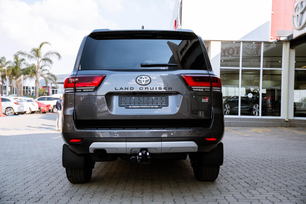 Toyota Land Cruiser 300 3.3D GR-Sport Freeway Toyota New