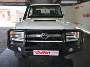 2016 Toyota Land Cruiser 79 4.5D-4D LX V8 for sale