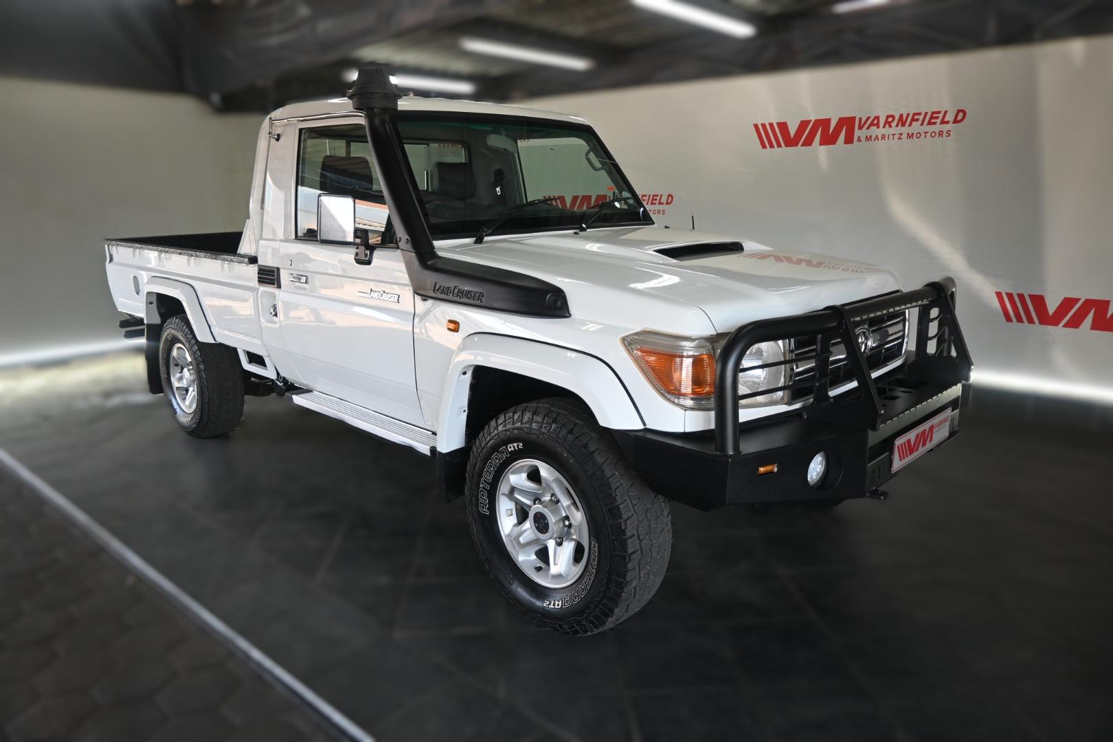2016 Toyota Land Cruiser 79 4.5D-4D LX V8 for sale