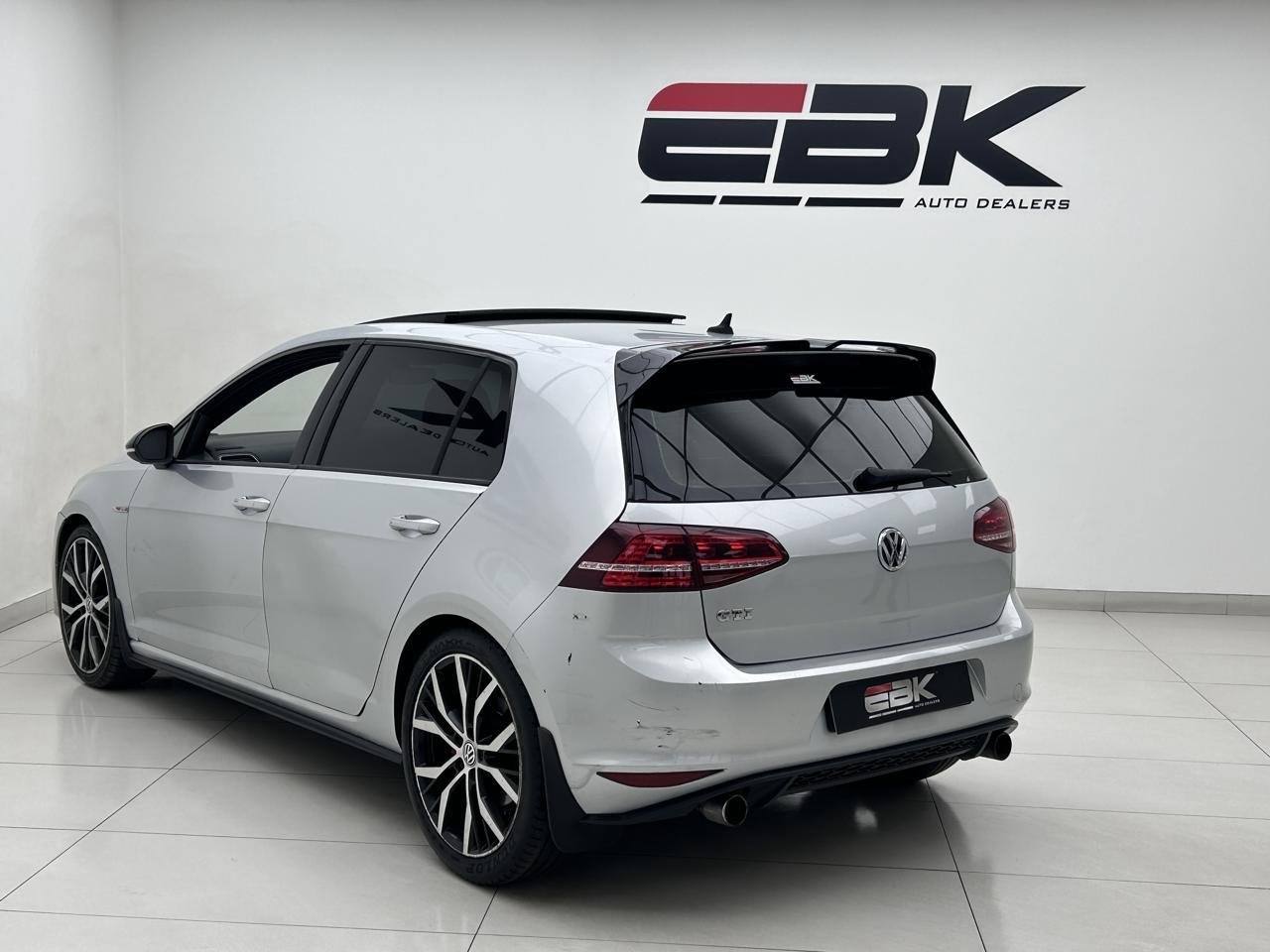 Volkswagen Golf GTI Auto EBK Main Street