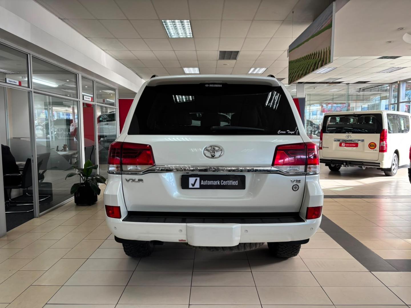 Toyota Land Cruiser 200 4.5D-4D V8 VX-R Ceres Toyota