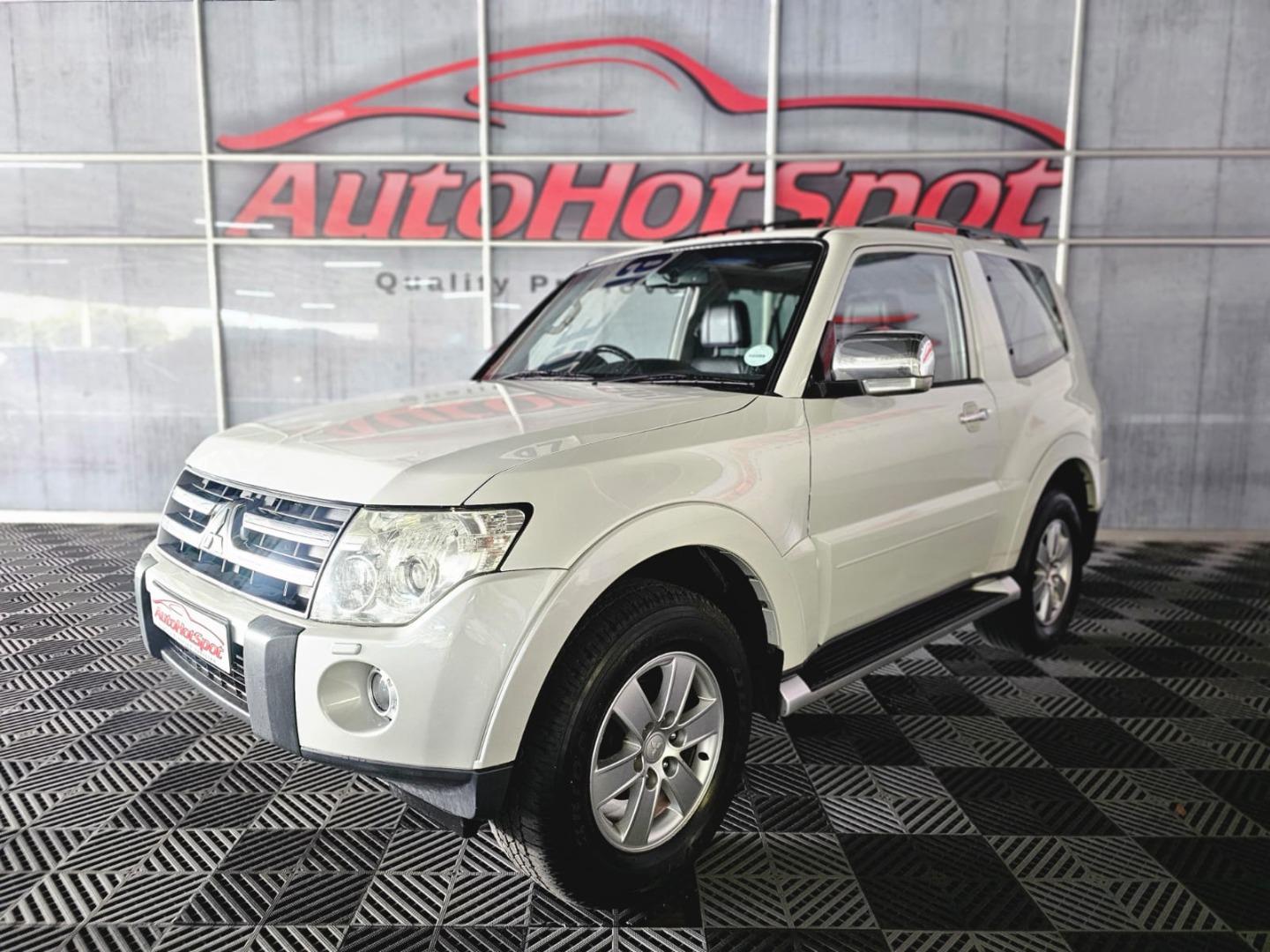 Mitsubishi Pajero 3-Door 3.2DI-D GLS AutoHotSpot