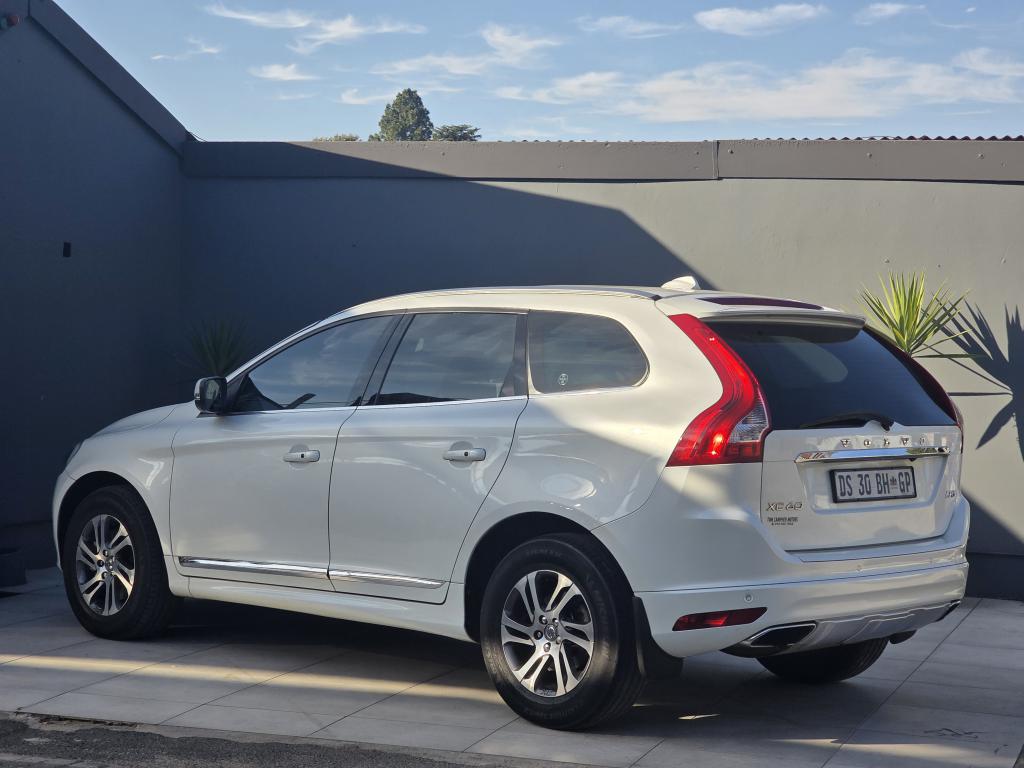 Volvo XC60 T5 Inscription Green Dot Cars