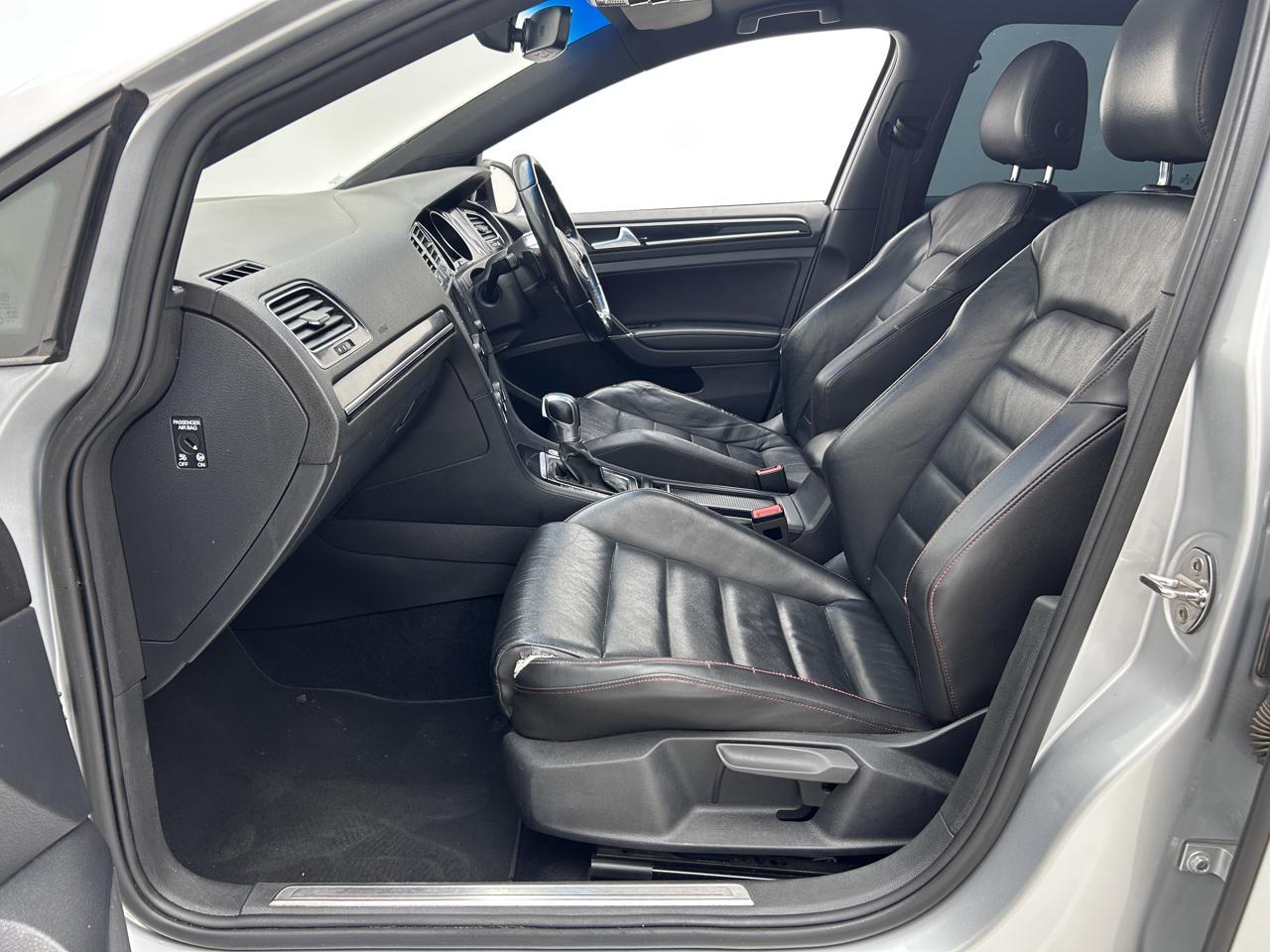 Volkswagen Golf GTI Auto EBK Main Street