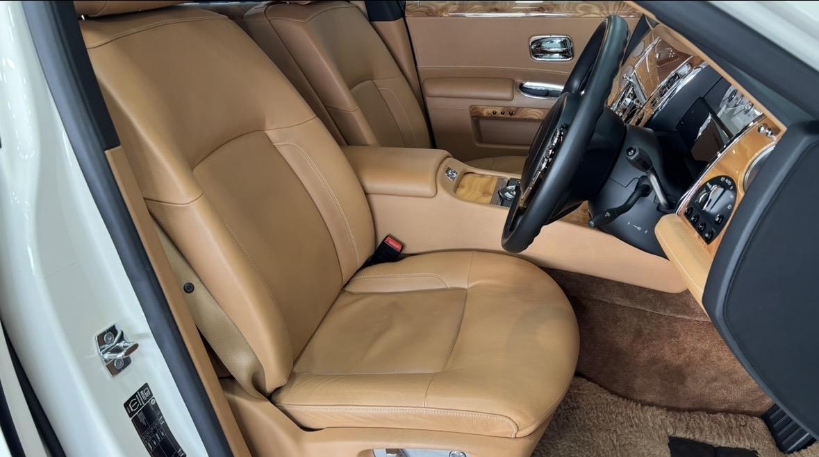 Rolls-Royce Ghost 6.6L P1 Auto
