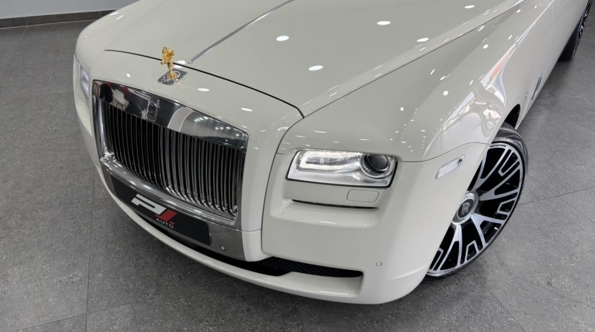 Rolls-Royce Ghost 6.6L P1 Auto