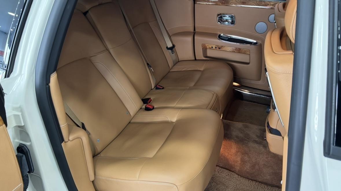 Rolls-Royce Ghost 6.6L P1 Auto