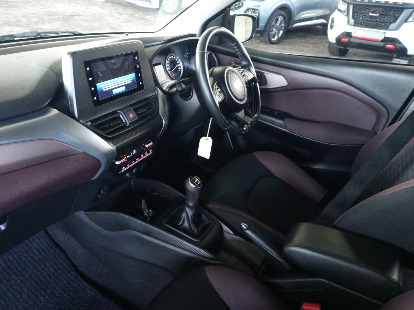 Toyota Starlet Cross 1.5 XS Manual CFAO Mobility Toyota Uitenhage