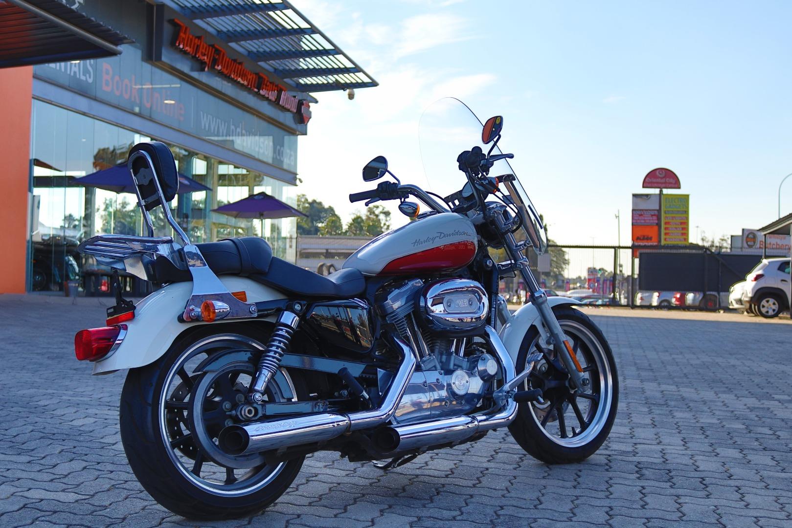 Harley-Davidson XL883L Superlow Harley Davidson Gold Rand