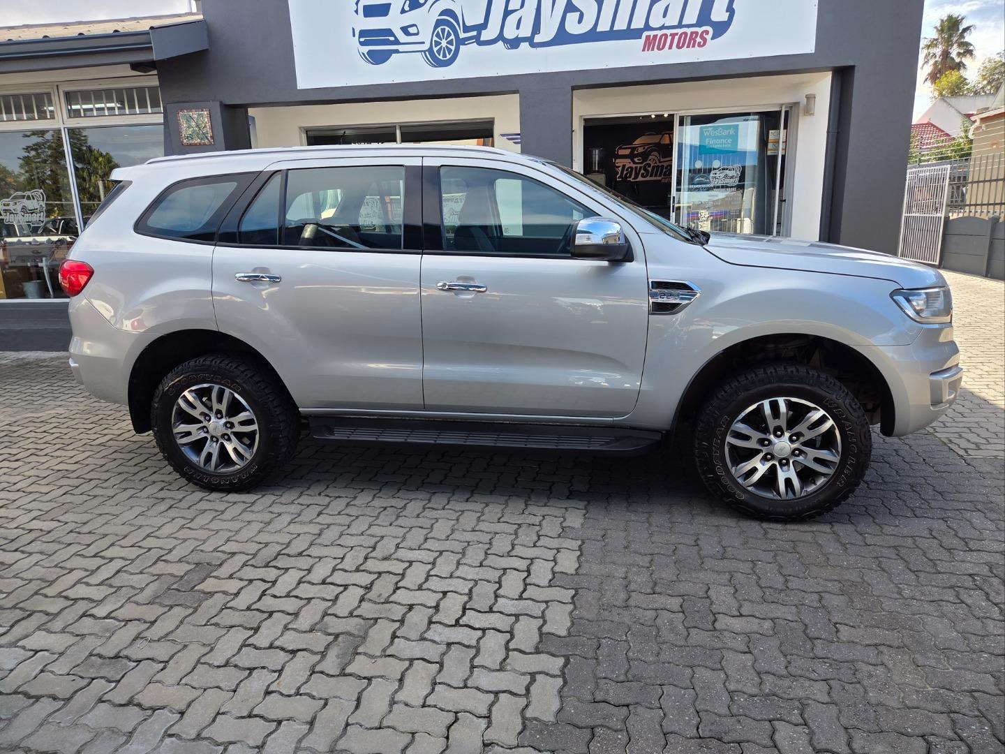 Ford Everest 2.2TDCi XLT Auto Jaysmart Motor