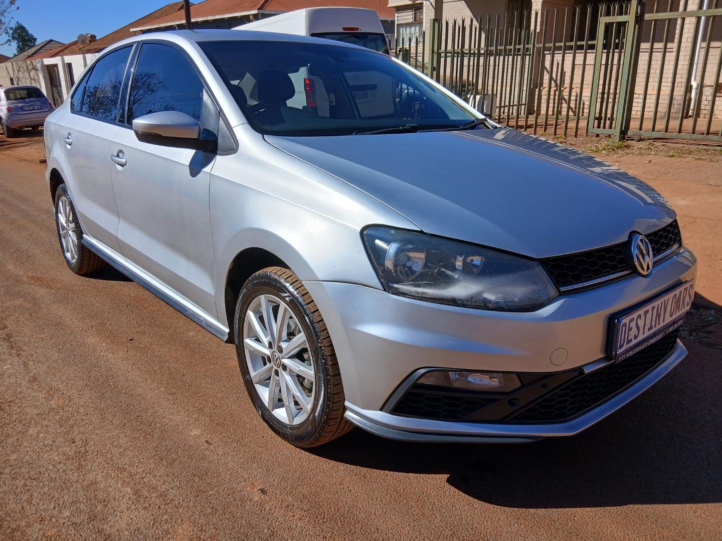 2022 Volkswagen Polo Sedan 1.6 Comfortline Auto