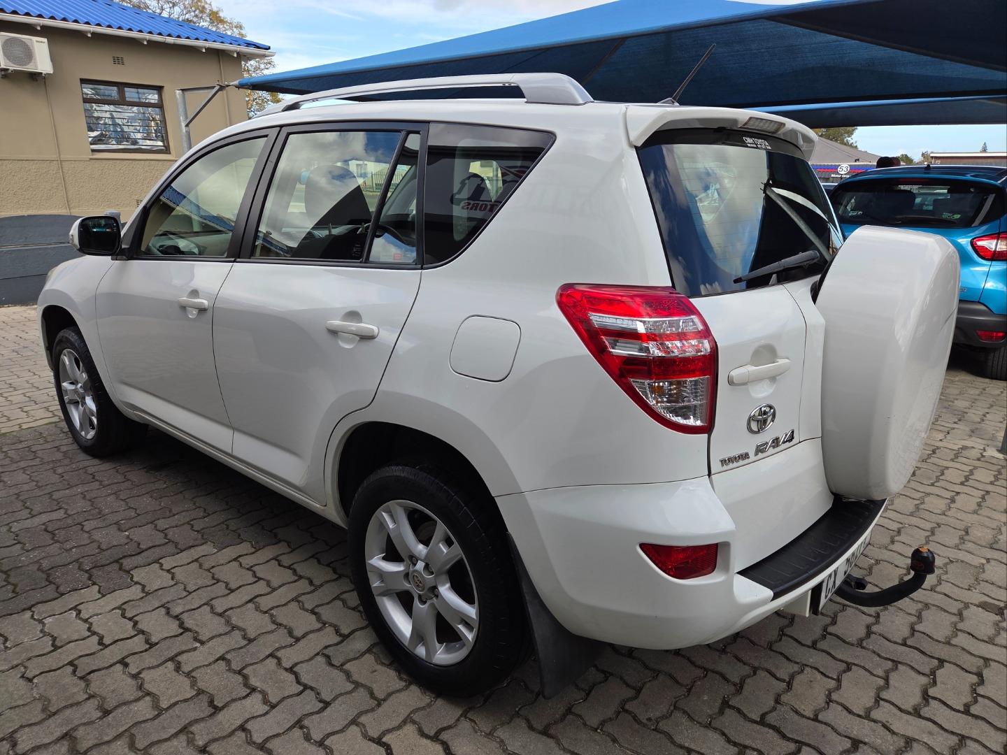 Toyota RAV4 2.0 GX Jaysmart Motor