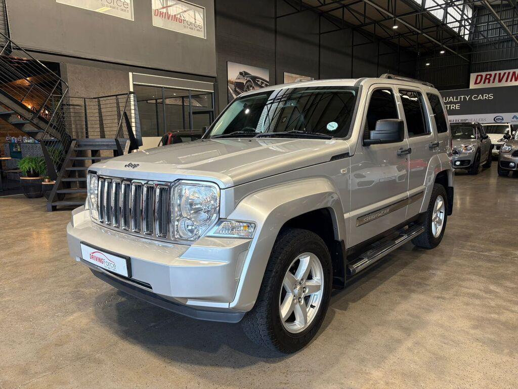 2011 Jeep Cherokee 3.7L Limited for sale