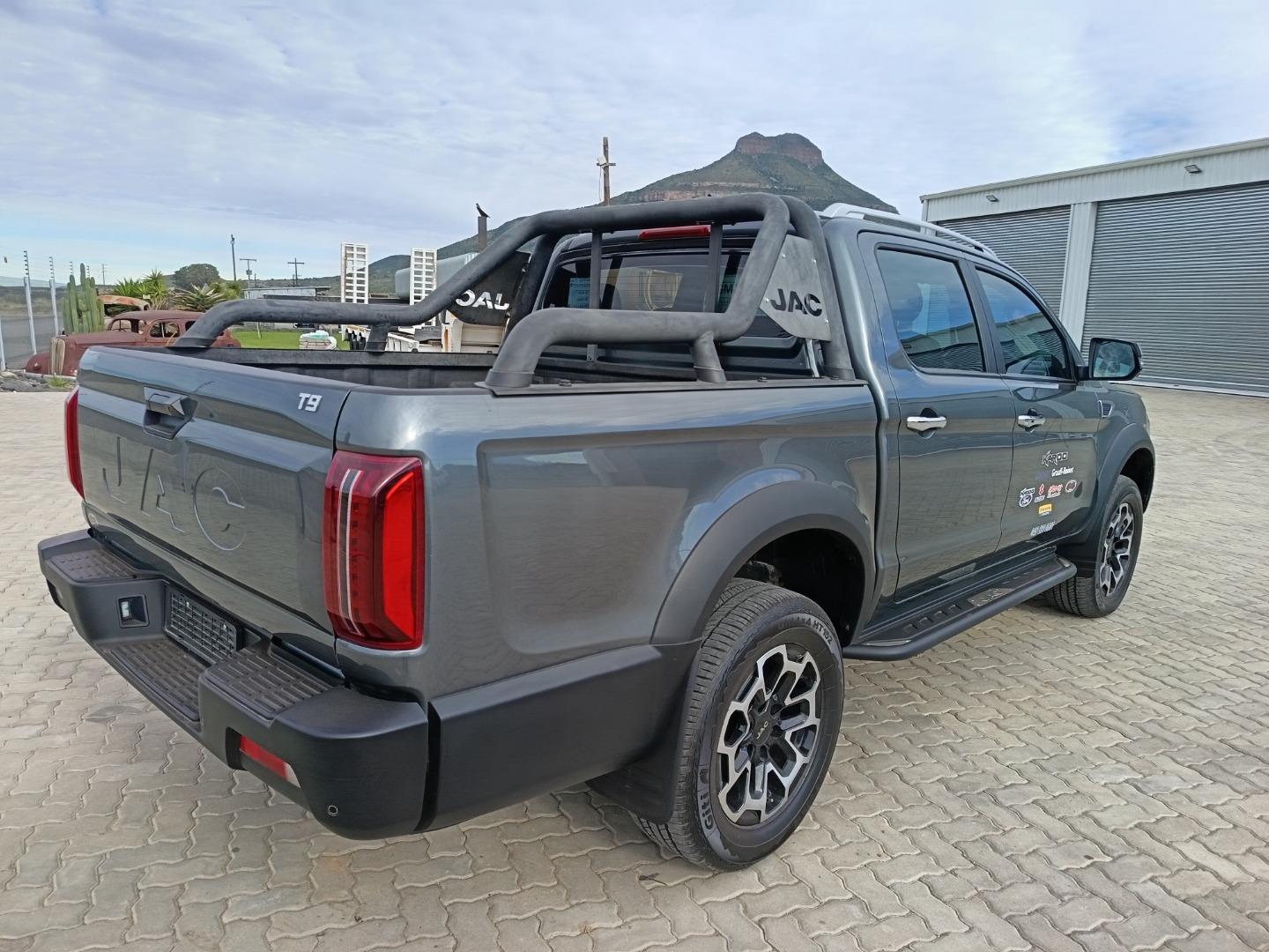 JAC T9 2.0CTi Double Cab Super Lux Karoo Ford