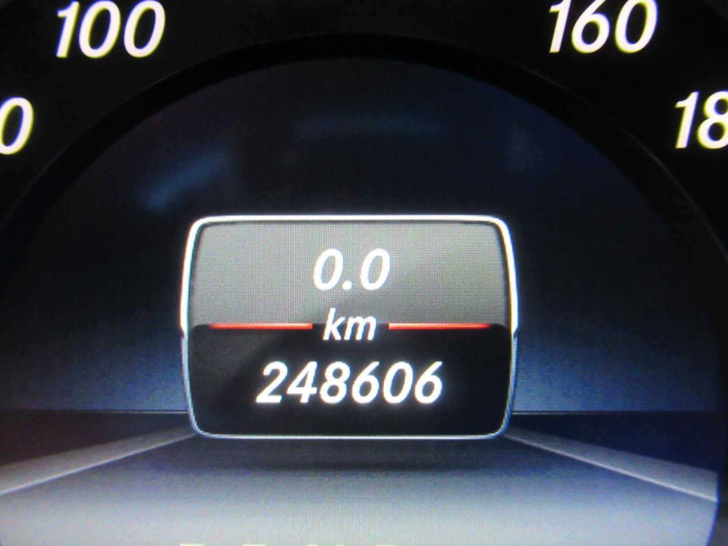 Mercedes-Benz C-Class C200 Avantgarde AMG Sports Faiz Motors CC