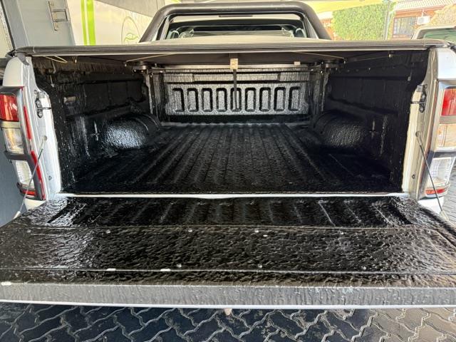 Ford Ranger 3.2TDCi SuperCab 4x4 XLS Auto SA Car Broker
