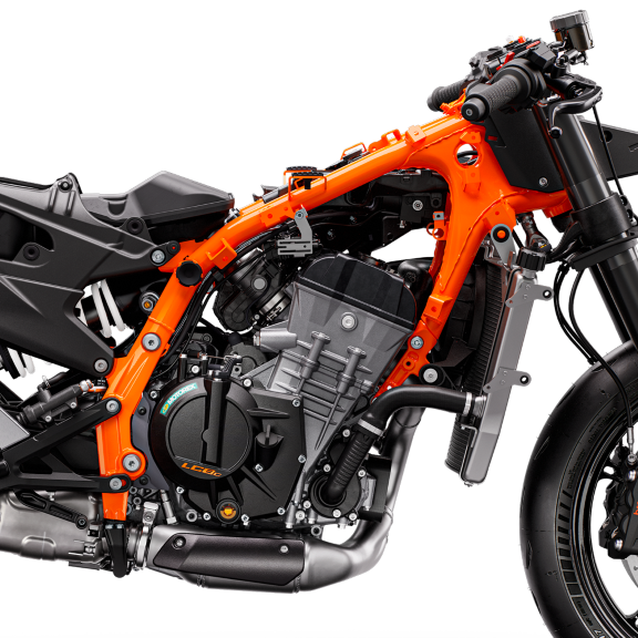 LC8c KTM engine