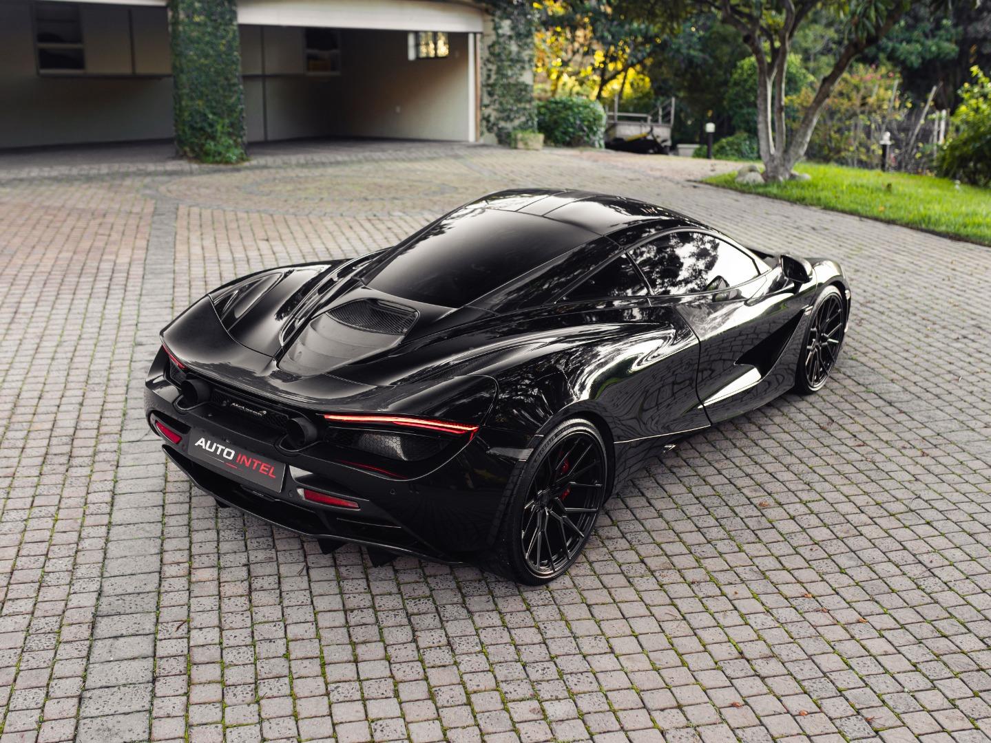McLaren 720S Coupe