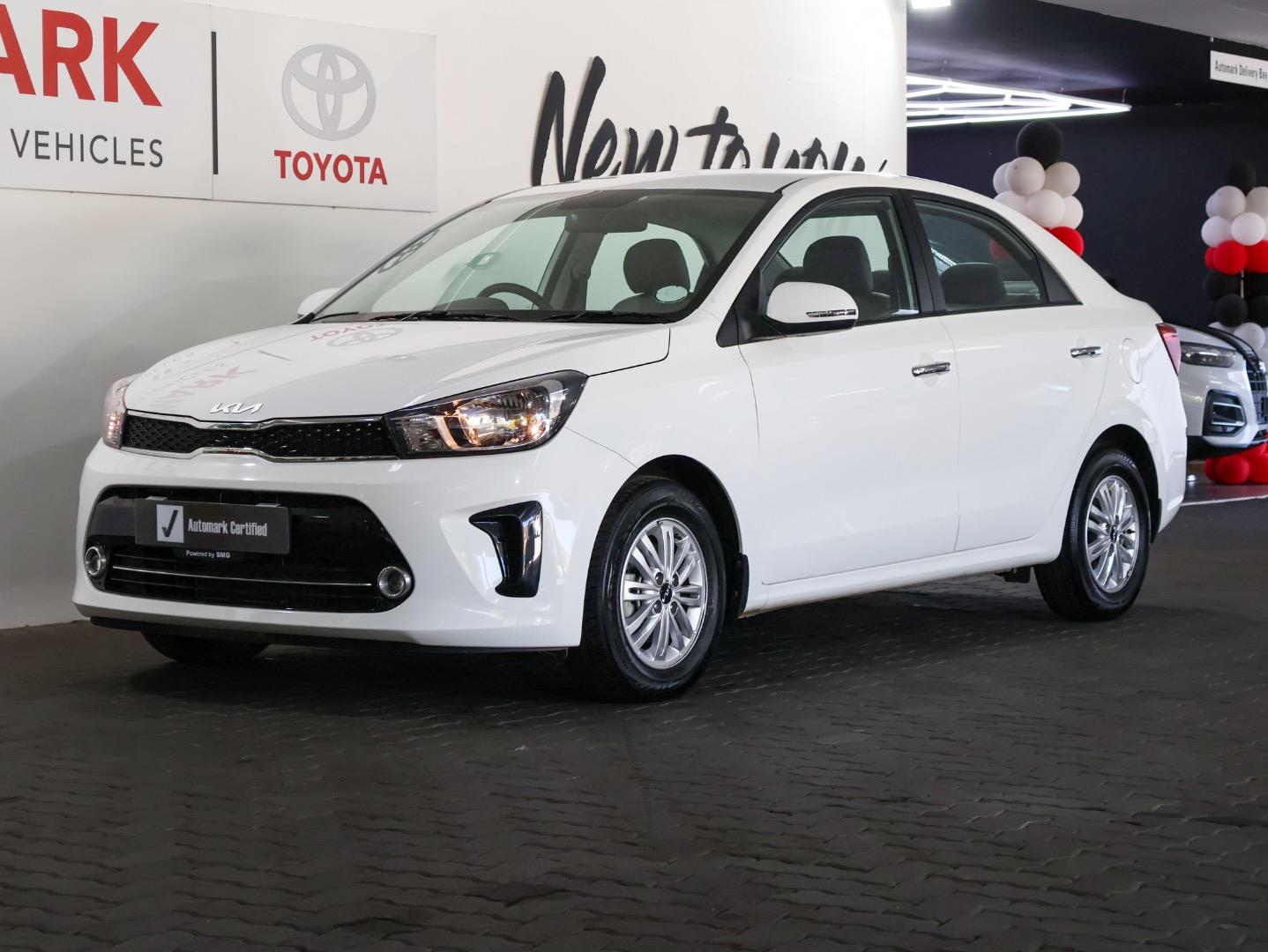 Kia Pegas 1.4 EX Auto SMG Toyota Cresta
