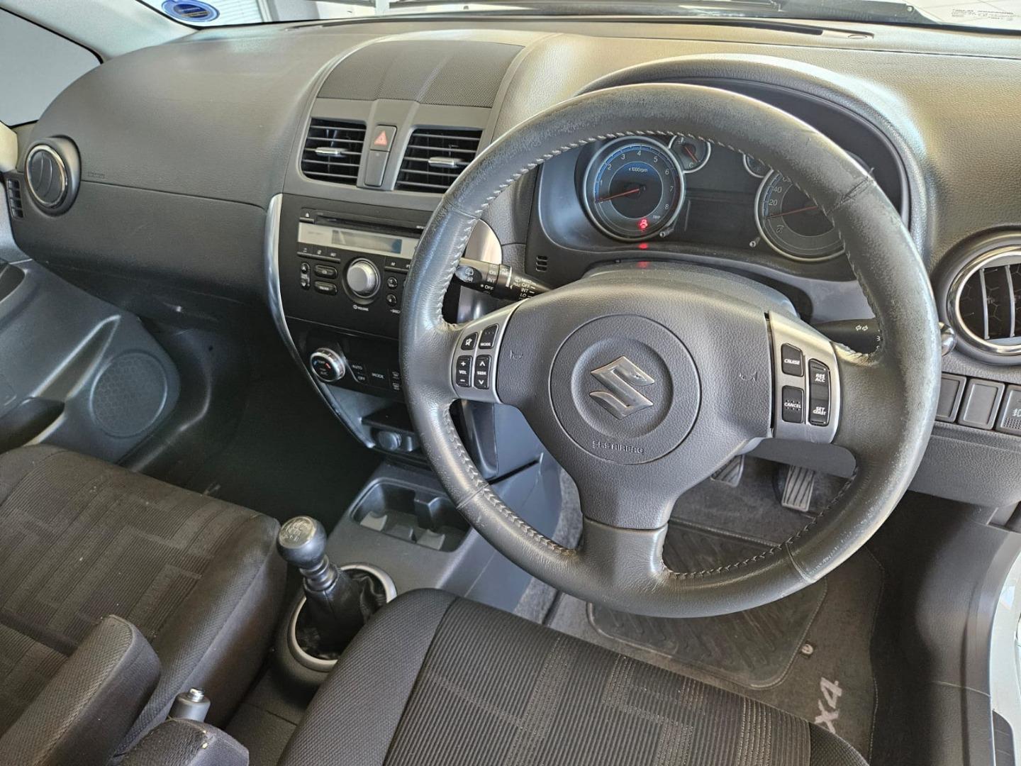 Suzuki SX4 2.0 L Tx Auto