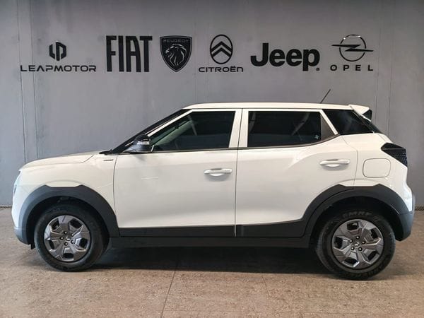 Mahindra XUV 3XO 1.2T MX2 Manual Platina Motor Group
