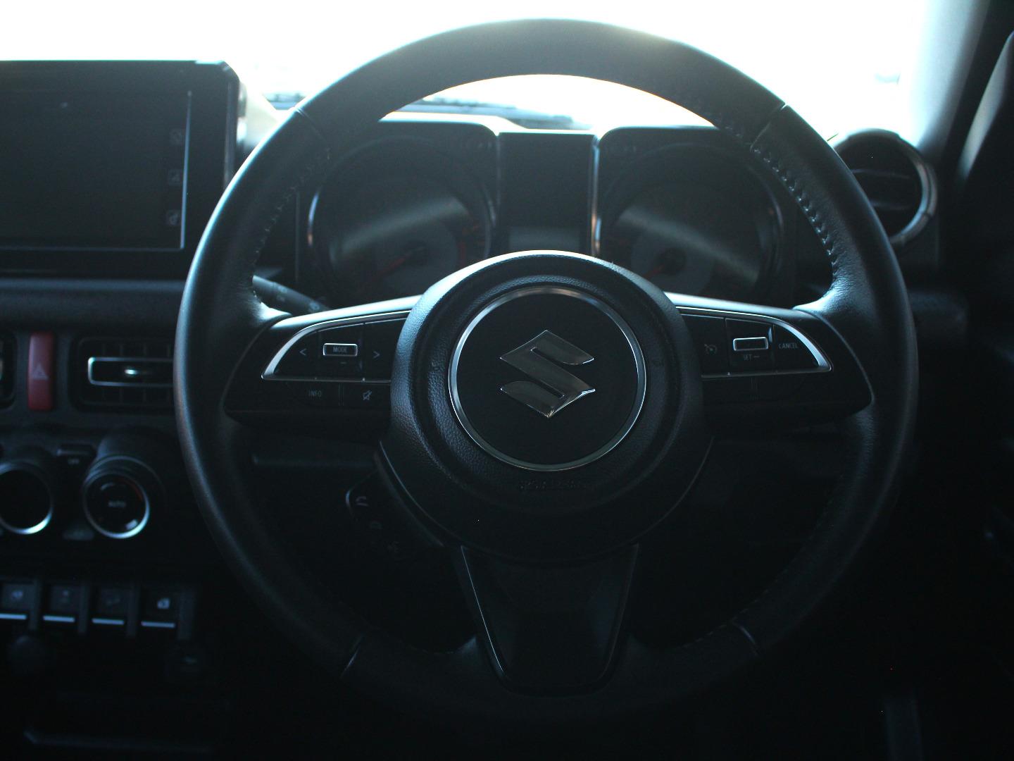 Suzuki Jimny 1.5 GLX AllGrip Authentique Autos