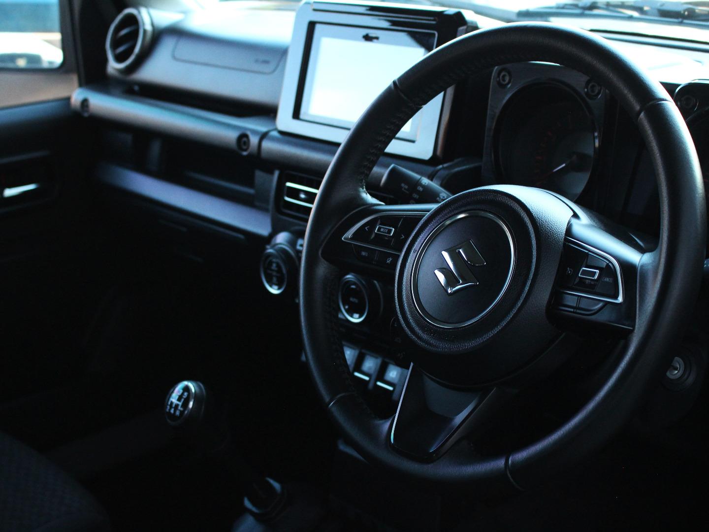 Suzuki Jimny 1.5 GLX AllGrip Authentique Autos