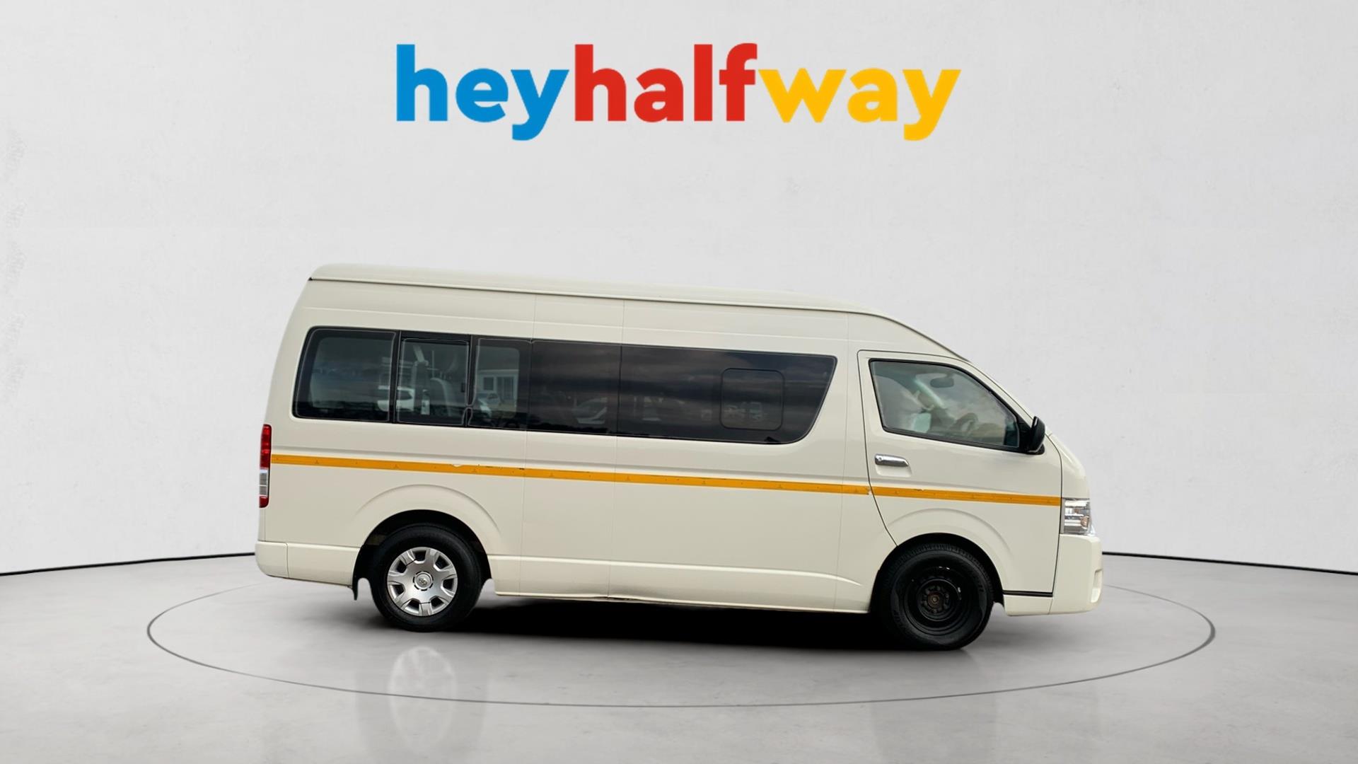 Toyota HiAce 2.5D-4D Bus 14-Seater GL Heyhalfway Hillcrest