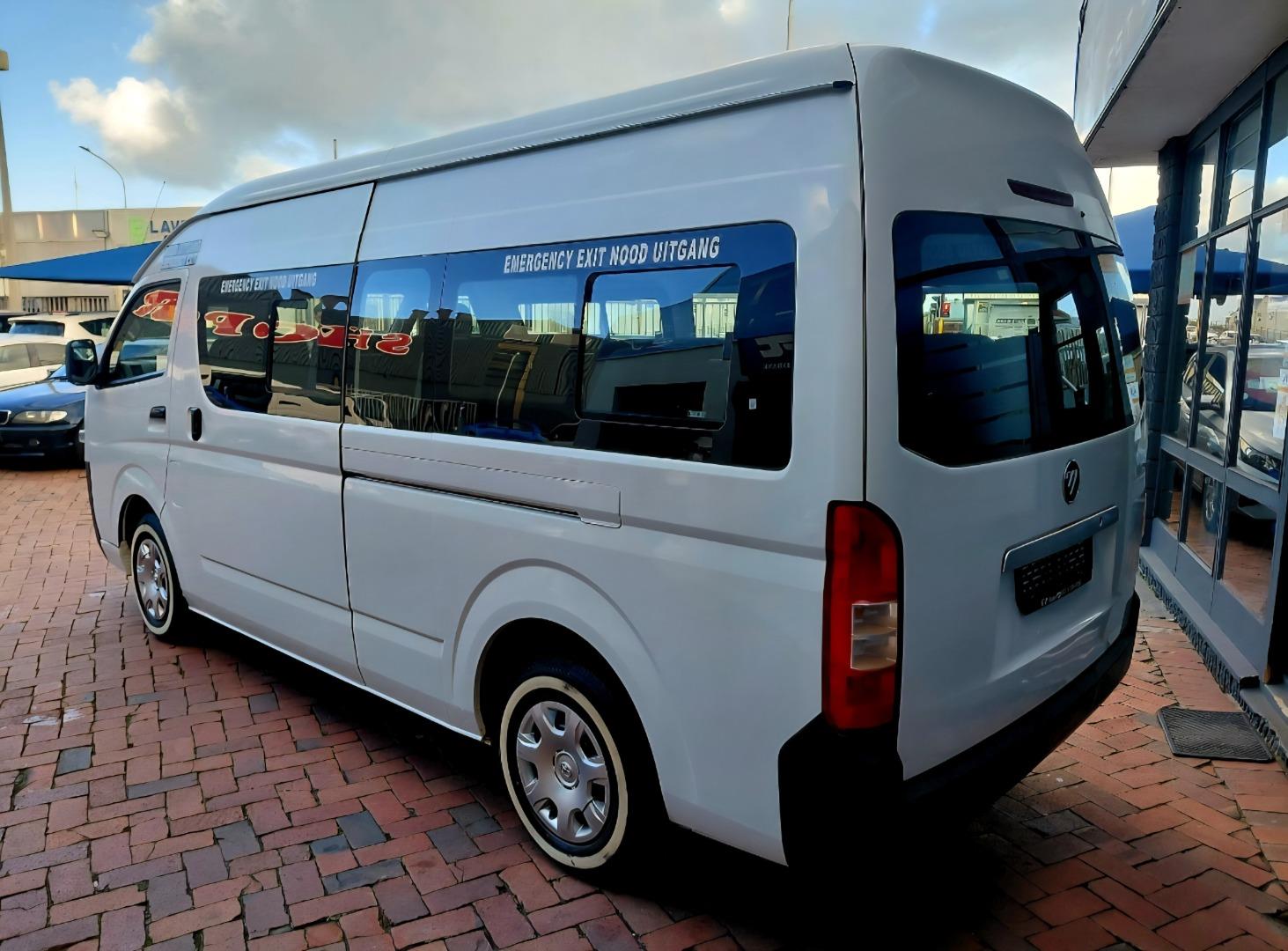 Foton View 2.4 16-Seater GP Auto