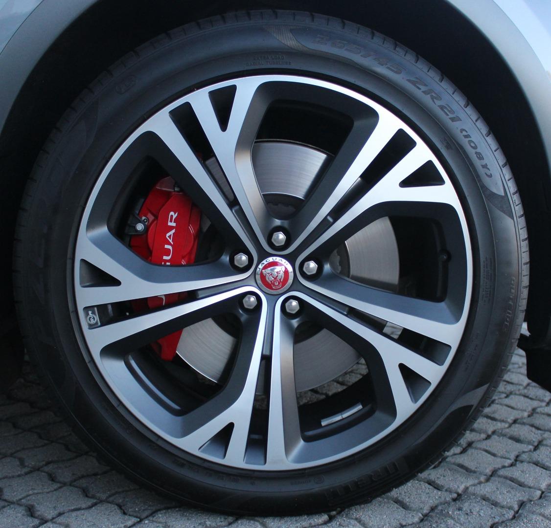 Jaguar F-Pace SVR SMG Jaguar Landrover Constantiaberg