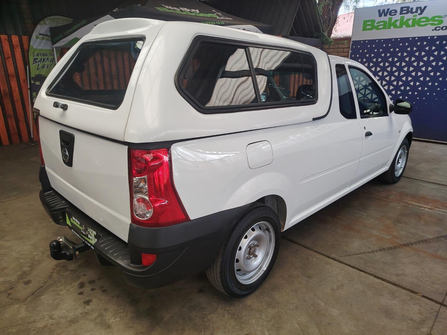 Nissan NP200 1.6i (Aircon) Safety Pack We Buy Bakkies