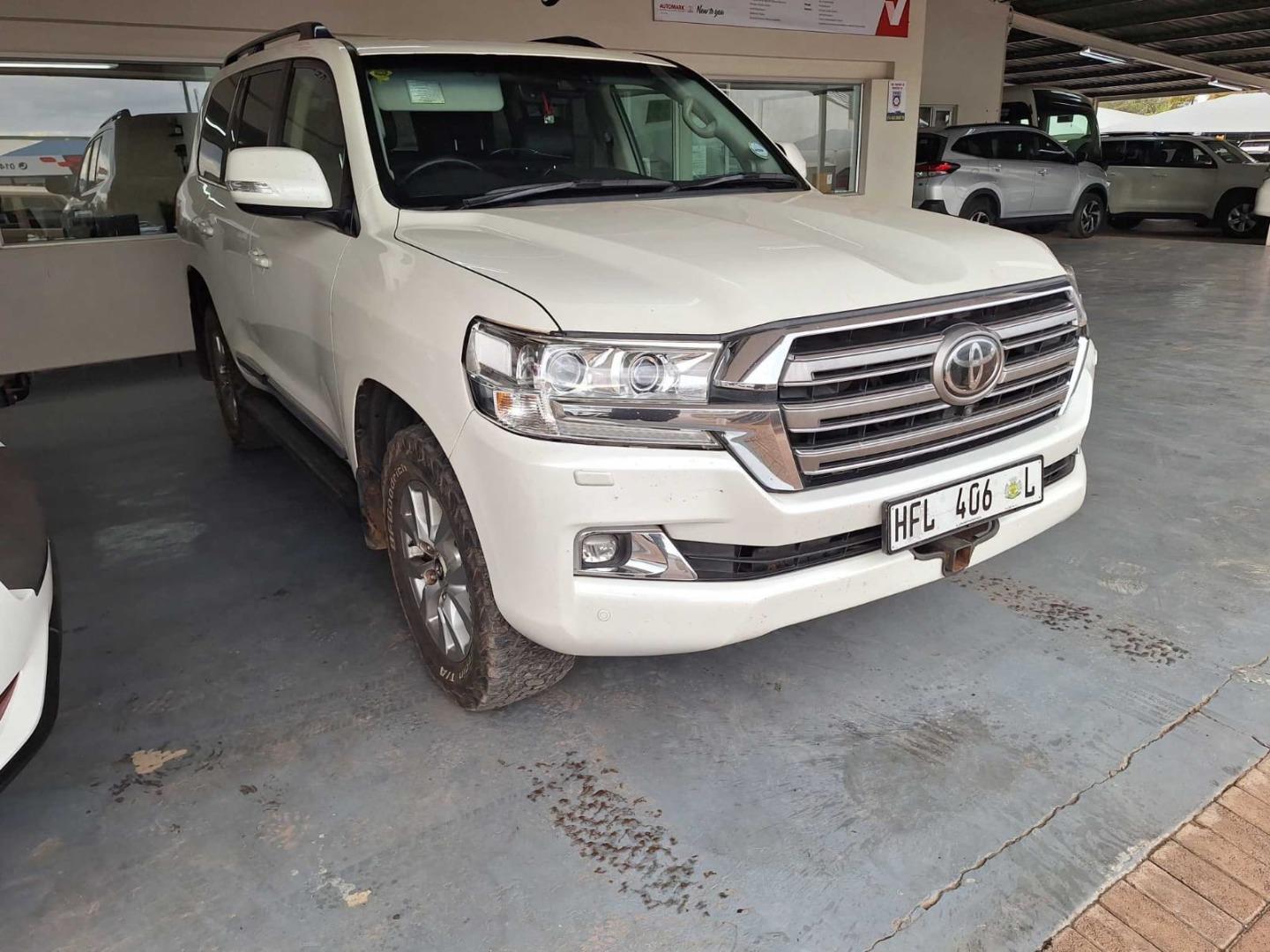 Toyota Land Cruiser 200 4.5D-4D V8 VX Waterberg Toyota Bela Bela