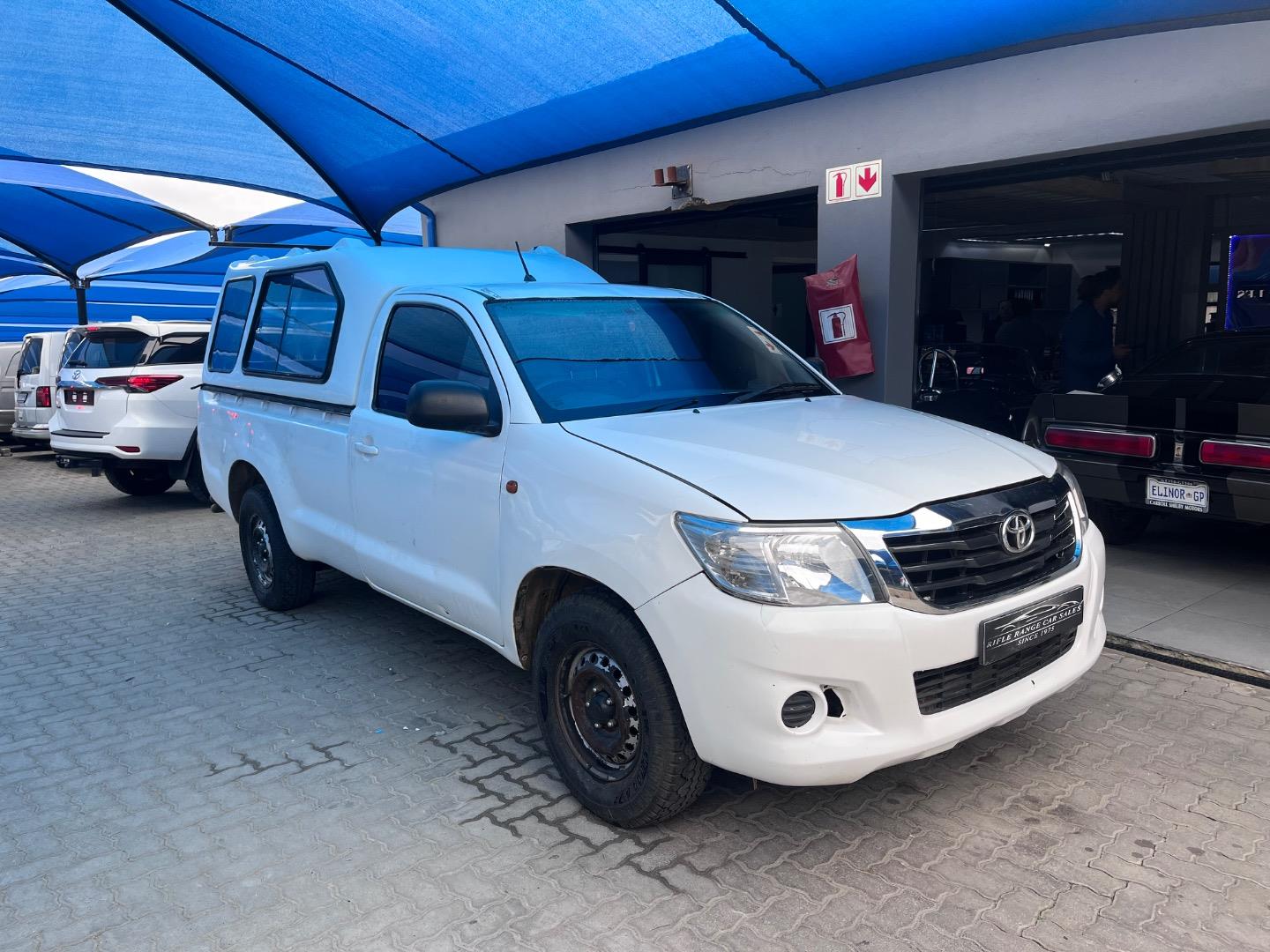 Toyota Hilux 2.0 Rifle Range Car Sales